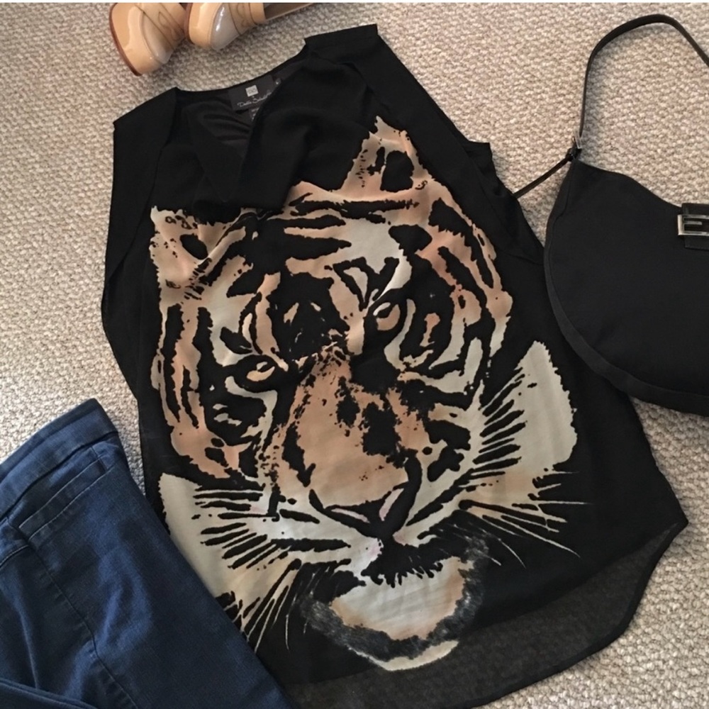 Debbie Shuchat | Fabulous animal print top! | Large